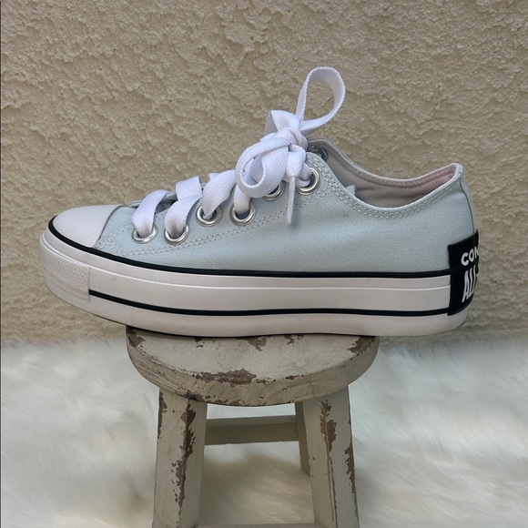 Converse Chuck Taylor All Star Lift Low Top Platform Sneakers Women’s 8 - Picture 2 of 11